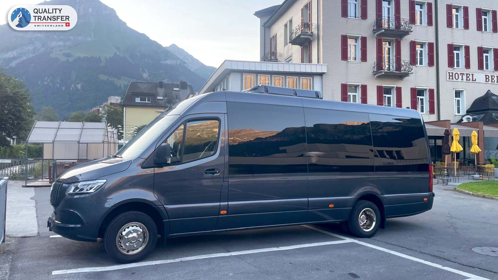 Gruppen- und Bustransfer vom Flughafen Zürich nach St. Anton